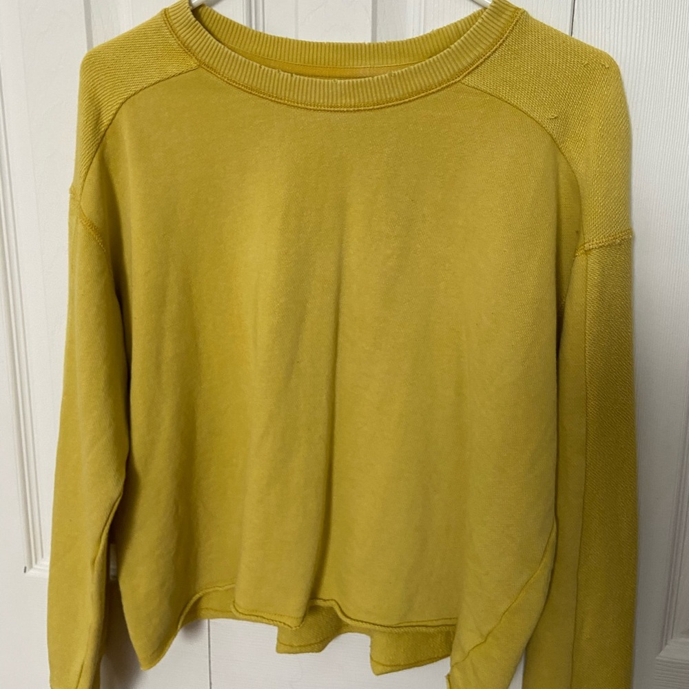 yellow distressed aerie sweater